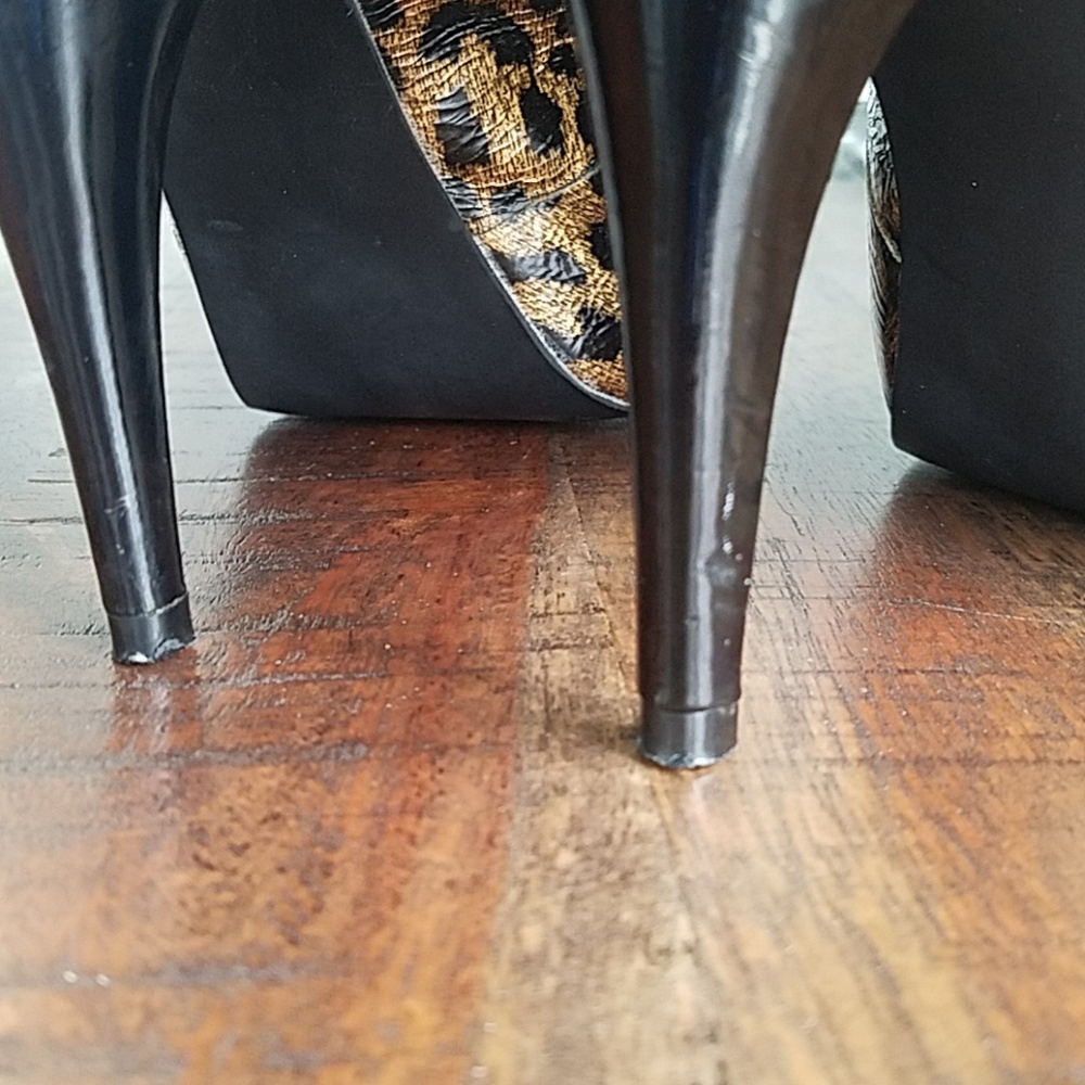 Steve Madden Mevas Leopard Stilleto - Picture 7 of 8